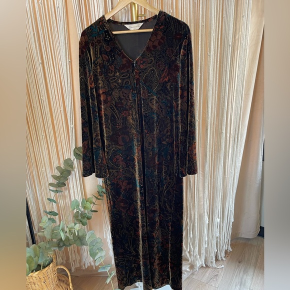 Diamond Tea Vintage Paisley Velvet Robe Housedress - Picture 9 of 11